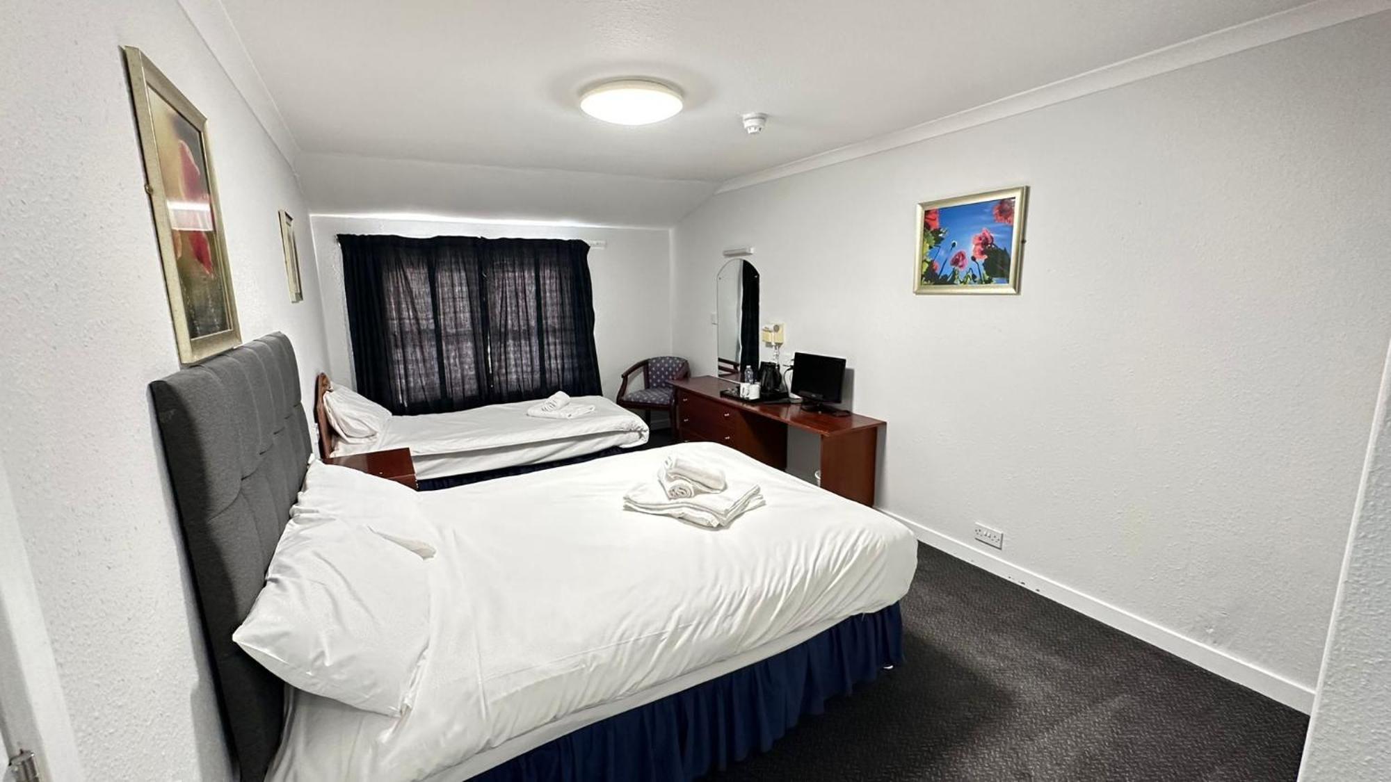 The Bruce Hotel Newton Stewart Dış mekan fotoğraf